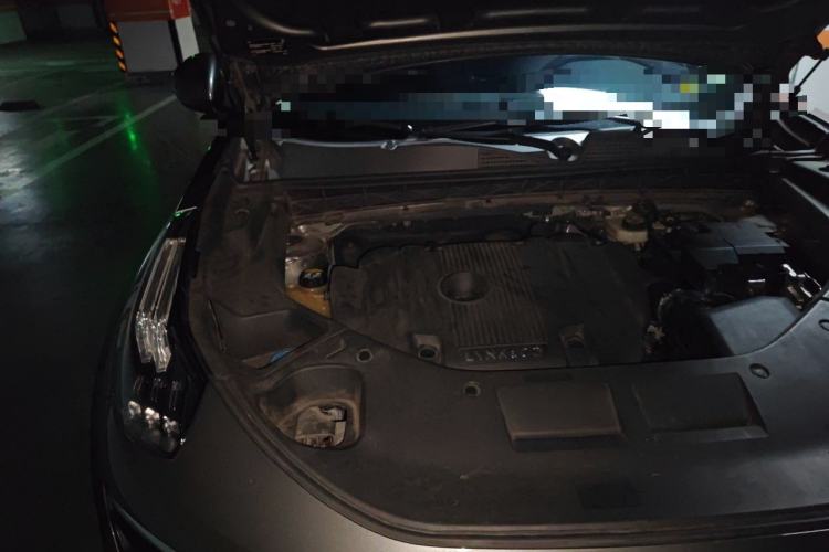 Used Lynk & Co 01 2021 2.0TD Two-Wheel-Drive Pro Trim Engine Bay Right