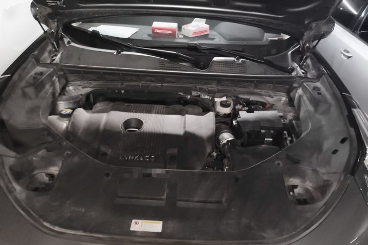 Used Lynk & Co 01 2021 2.0TD Two-Wheel-Drive Pro Trim Engine Bay