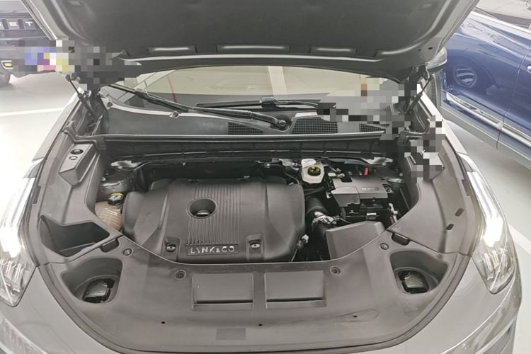 Used Lynk & Co 01 2021 2.0TD Two-Wheel-Drive Pro Trim Engine Bay