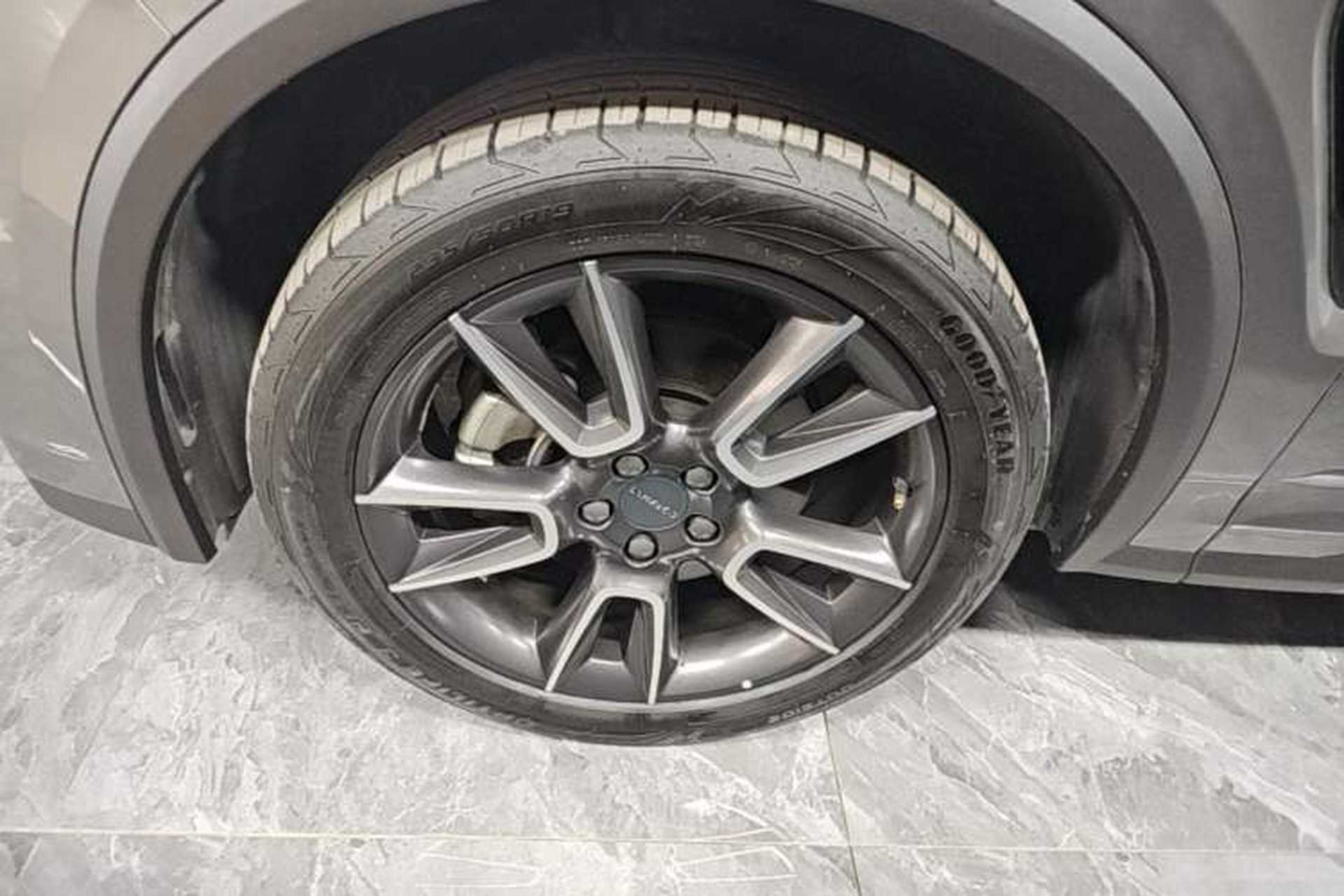 Used Lynk & Co 01 2021 2.0TD Two-Wheel-Drive Pro Trim Exterior 1