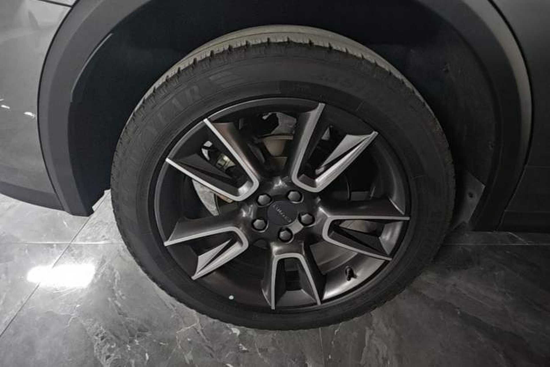 Used Lynk & Co 01 2021 2.0TD Two-Wheel-Drive Pro Trim Exterior 2