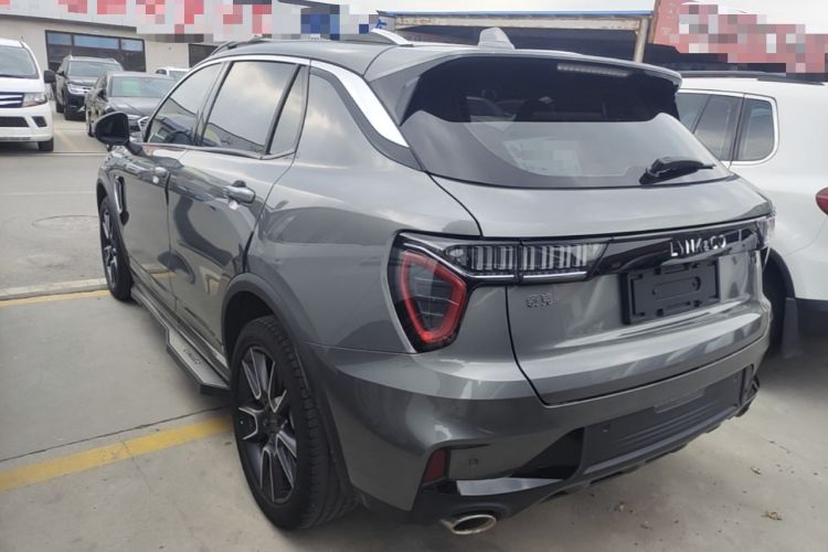 Used Lynk & Co 01 2021 2.0TD Two-Wheel-Drive Pro Trim Exterior 2
