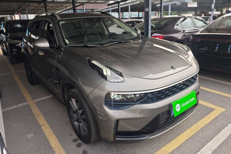 Used Lynk & Co 01 2021 2.0TD Two-Wheel-Drive Pro Trim Exterior 2