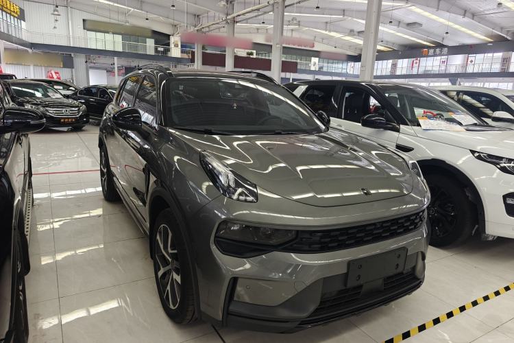 Used Lynk & Co 01 2021 2.0TD Four-Wheel Drive Hype-Halo Exterior 2