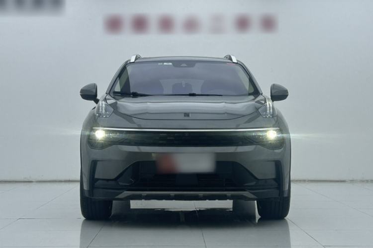 Used Lynk & Co 01 2021 2.0TD Two-Wheel-Drive Pro Trim Exterior 2