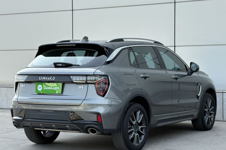Used Lynk & Co 01 2021 2.0TD Two-Wheel-Drive Pro Trim Exterior 3