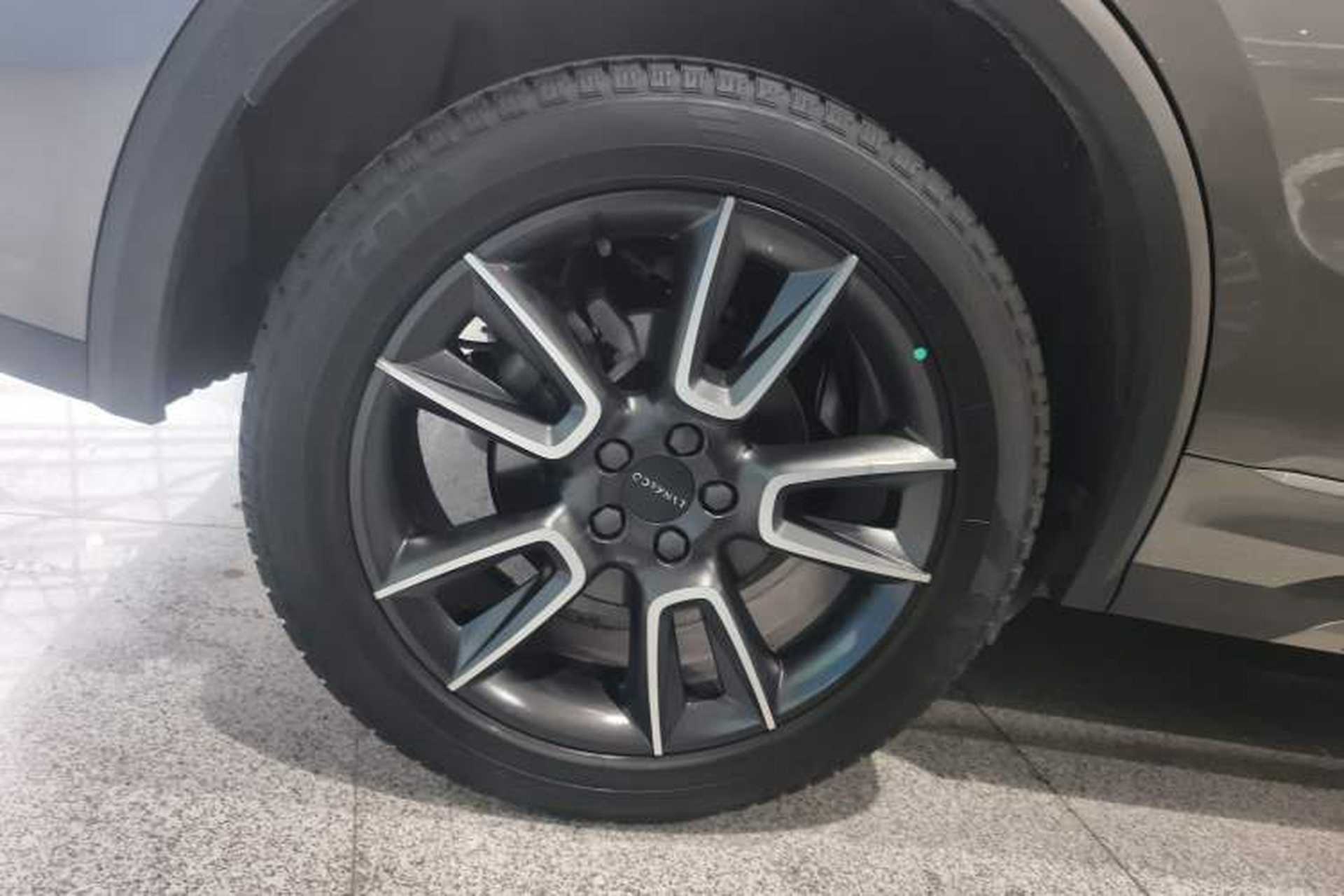 Used Lynk & Co 01 2021 2.0TD Two-Wheel-Drive Pro Trim Exterior 5