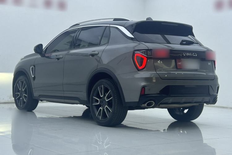 Used Lynk & Co 01 2021 2.0TD Two-Wheel-Drive Pro Trim Exterior 6