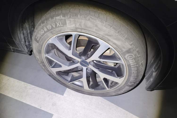 Used Lynk & Co 01 2021 2.0TD Four-Wheel Drive Hype-Halo Exterior 7