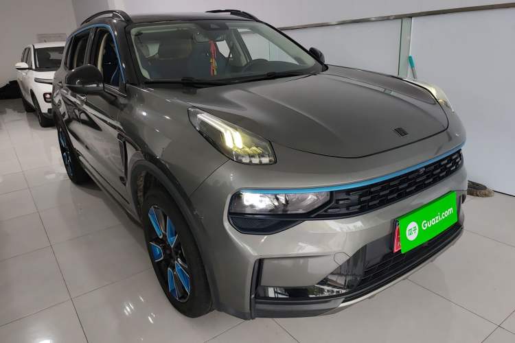 Used Lynk & Co 01 2021 2.0TD Two-Wheel Drive Zhaopu Pro Front Right 45 Deg