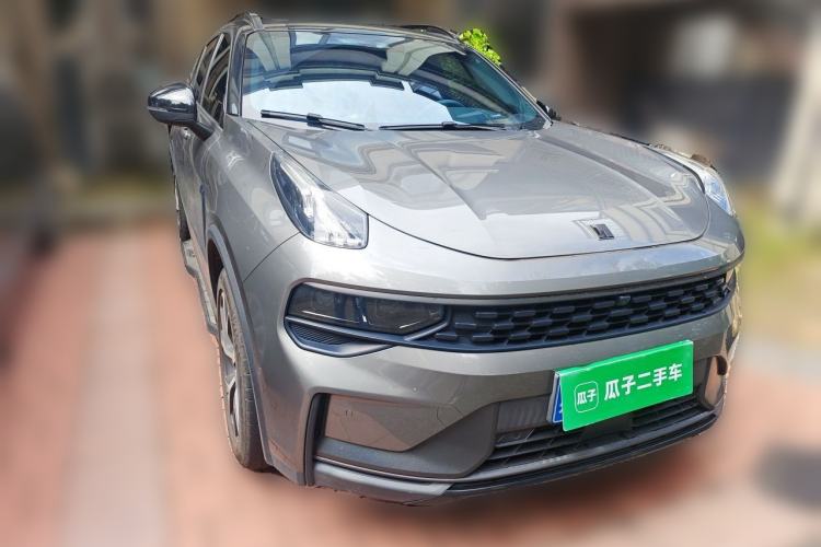 Used Lynk & Co 01 2021 2.0TD Four-Wheel Drive Hype-Halo Front Right 45 Deg