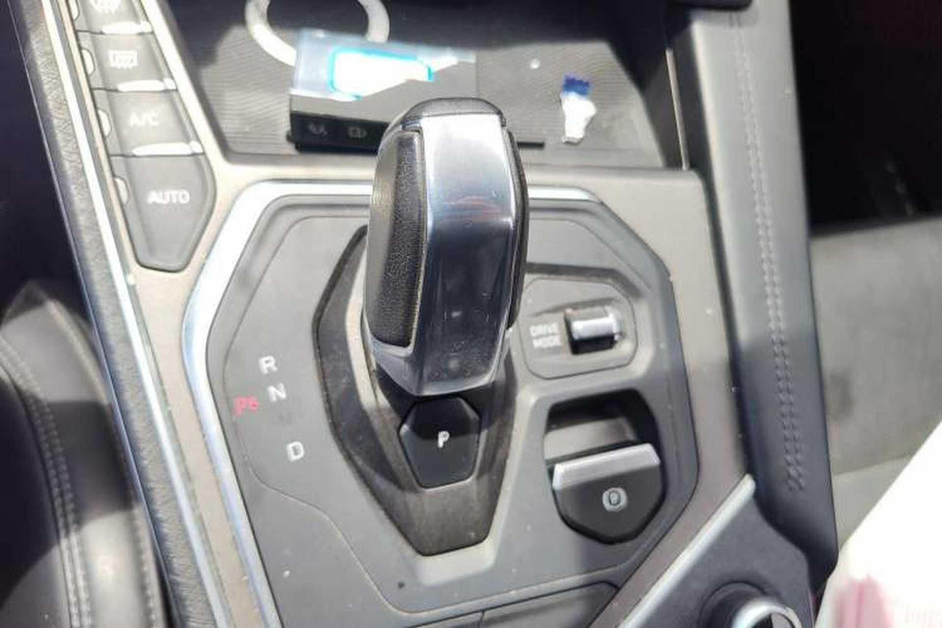 Used Lynk & Co 01 2021 2.0TD Two-Wheel-Drive Pro Trim Gear Lever