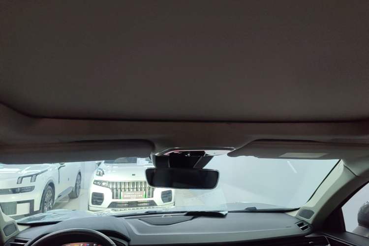 Used Lynk & Co 01 2021 2.0TD Two-Wheel-Drive Pro Trim Headliner