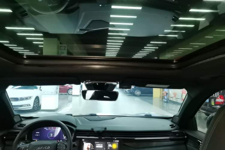 Used Lynk & Co 01 2021 2.0TD Four-Wheel Drive Hype-Halo Headliner