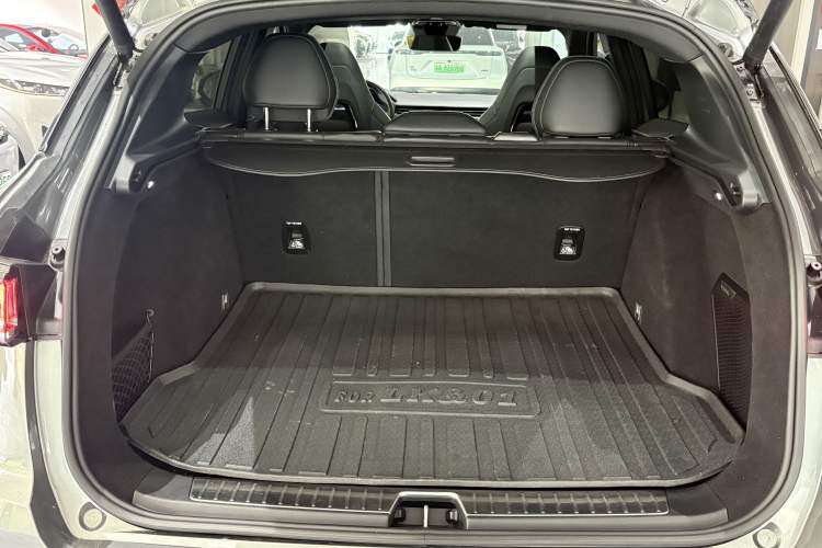 Used Lynk & Co 01 2021 2.0TD Four-Wheel Drive Hype-Halo Interior 12