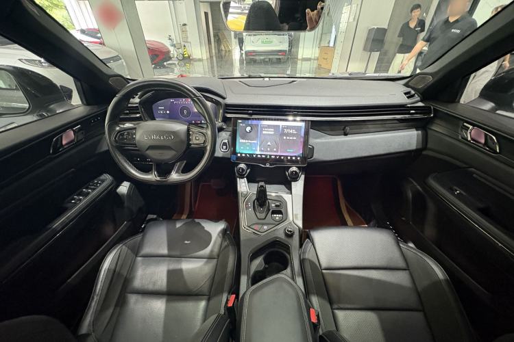 Used Lynk & Co 01 2021 2.0TD Four-Wheel Drive Hype-Halo Interior 3
