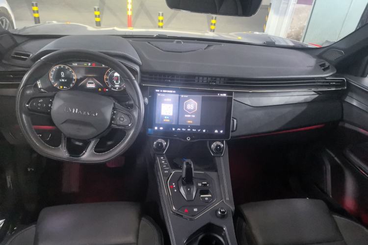 Used Lynk & Co 01 2021 2.0TD Four-Wheel Drive Hype-Halo Interior 3