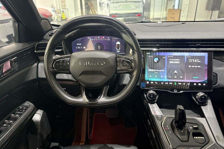 Used Lynk & Co 01 2021 2.0TD Four-Wheel Drive Hype-Halo Interior 4