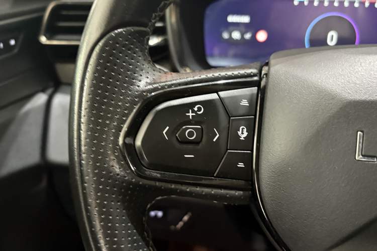 Used Lynk & Co 01 2021 2.0TD Four-Wheel Drive Hype-Halo Interior 5