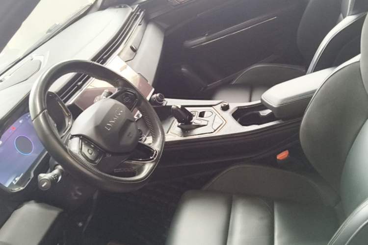 Used Lynk & Co 01 2021 2.0TD Four-Wheel Drive Hype-Halo Left Front Seat