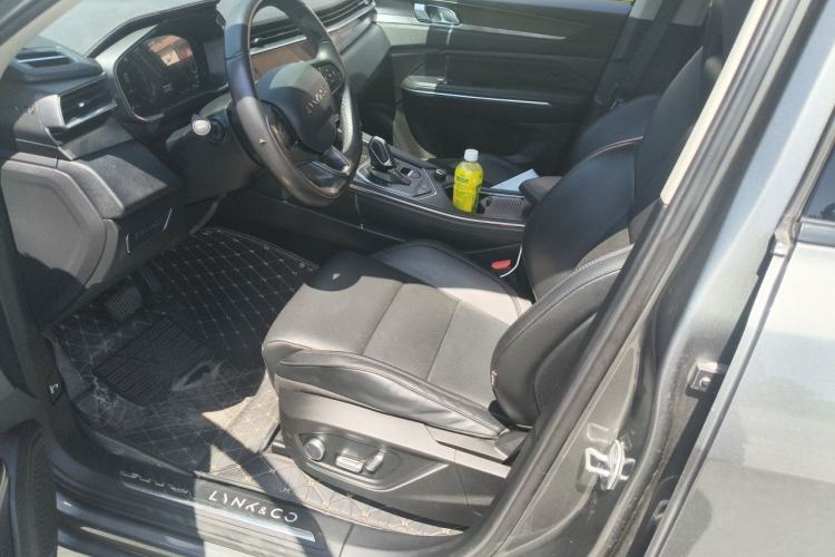 Used Lynk & Co 01 2021 2.0TD Two-Wheel-Drive Pro Trim Left Front Seat