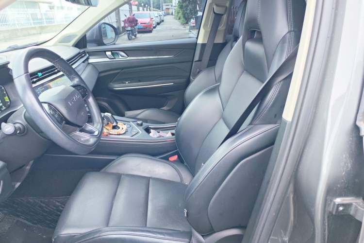 Used Lynk & Co 01 2021 2.0TD Two-Wheel-Drive Pro Trim Left Front Seat