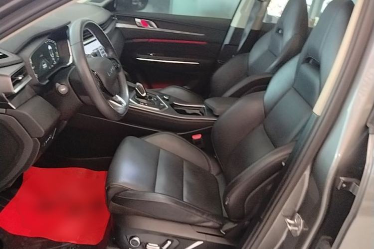 Used Lynk & Co 01 2021 2.0TD Two-Wheel-Drive Pro Trim Left Front Seat