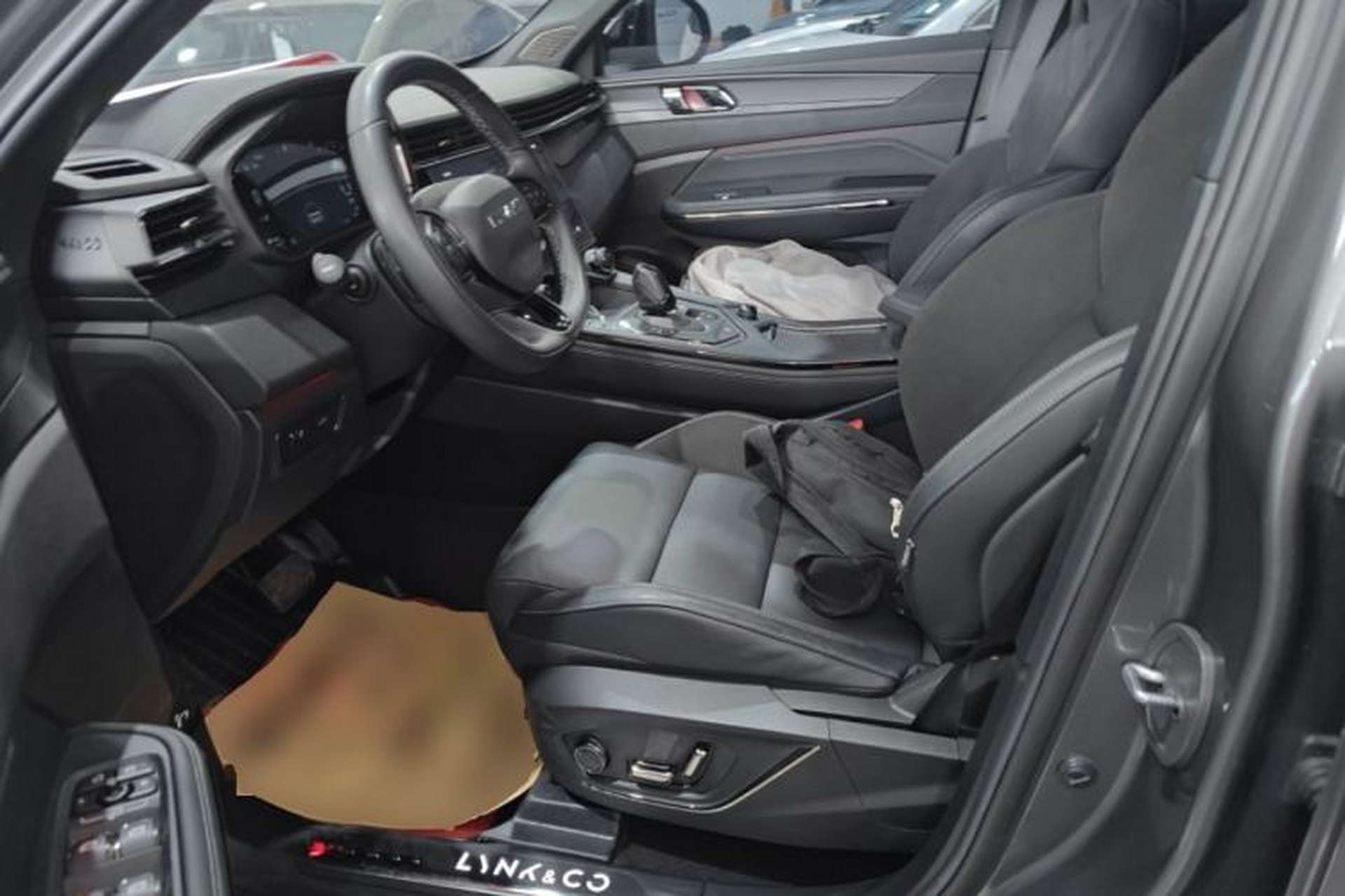 Used Lynk & Co 01 2021 2.0TD Four-Wheel Drive Hype-Halo Left Front Seat
