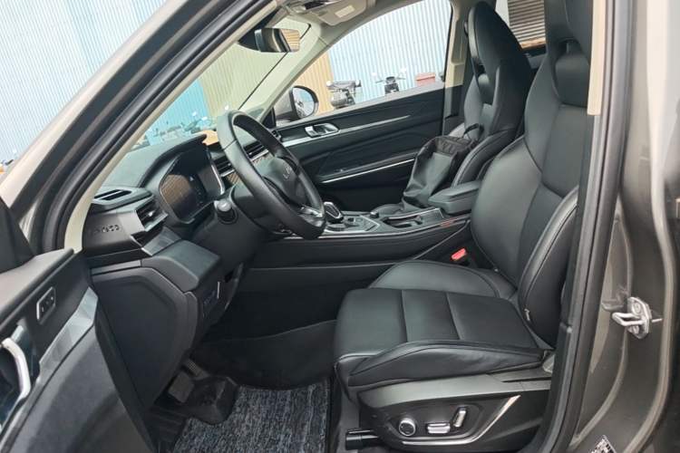 Used Lynk & Co 01 2021 2.0TD Two-Wheel-Drive Pro Trim Left Front Seat