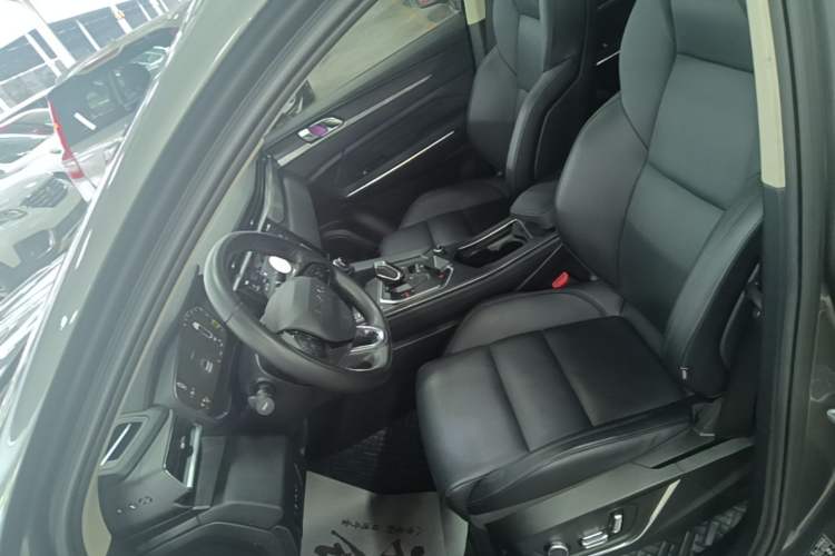 Used Lynk & Co 01 2021 2.0TD Two-Wheel-Drive Pro Trim Left Front Seat