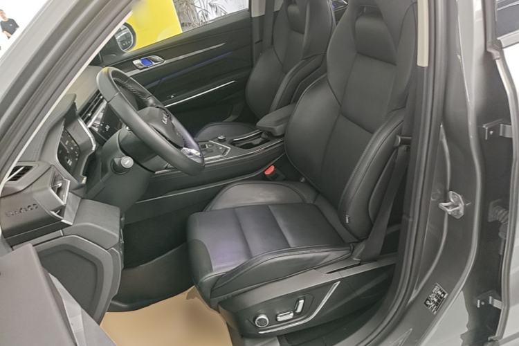 Used Lynk & Co 01 2021 2.0TD Two-Wheel-Drive Pro Trim Left Front Seat