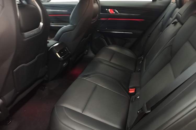 Used Lynk & Co 01 2021 2.0TD Two-Wheel-Drive Pro Trim Left Rear Seat
