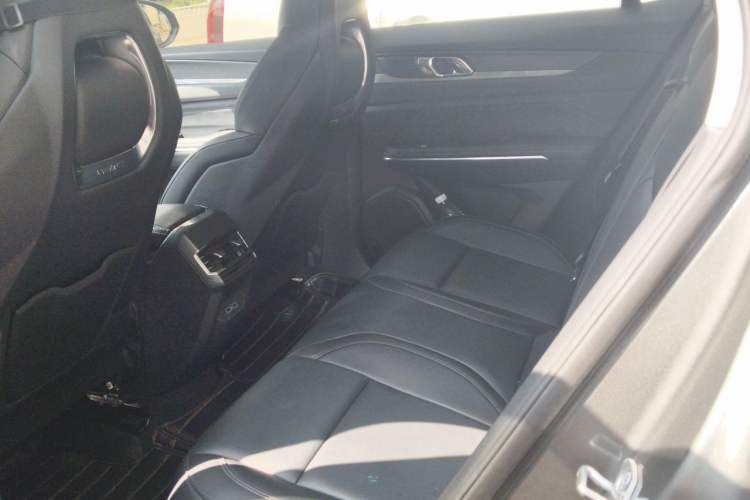 Used Lynk & Co 01 2021 2.0TD Two-Wheel-Drive Pro Trim Left Rear Seat