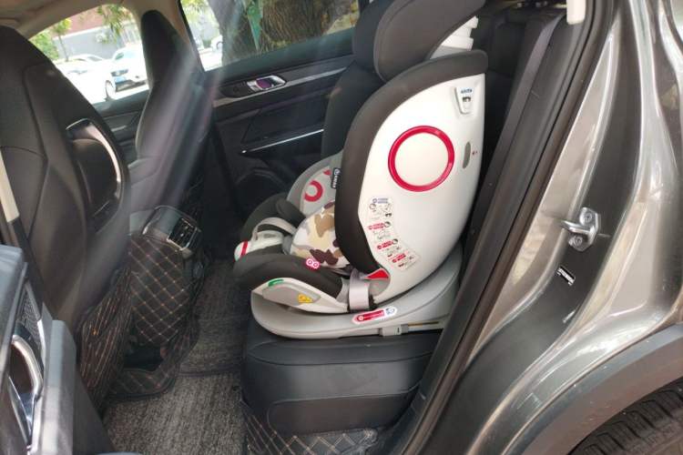 Used Lynk & Co 01 2021 2.0TD Two-Wheel-Drive Pro Trim Left Rear Seat