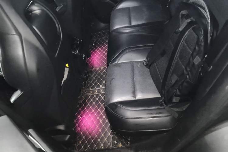 Used Lynk & Co 01 2021 2.0TD Two-Wheel-Drive Pro Trim Left Rear Seat