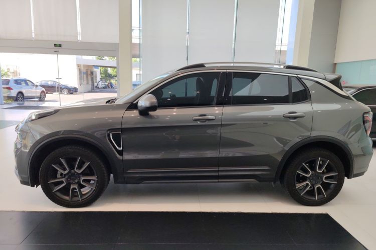 Used Lynk & Co 01 2021 2.0TD Two-Wheel-Drive Pro Trim Left Side