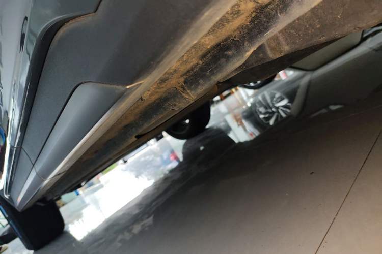 Used Lynk & Co 01 2021 2.0TD Two-Wheel Drive Zhaopu Pro Left Side Sill