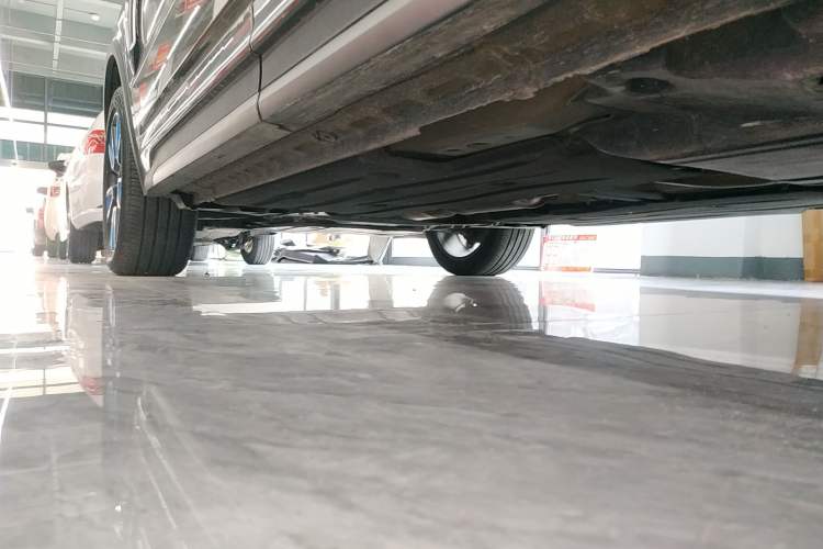 Used Lynk & Co 01 2021 2.0TD Two-Wheel Drive Zhaopu Pro Left Side Sill