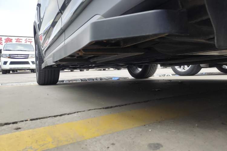 Used Lynk & Co 01 2021 2.0TD Two-Wheel-Drive Pro Trim Left Side Sill
