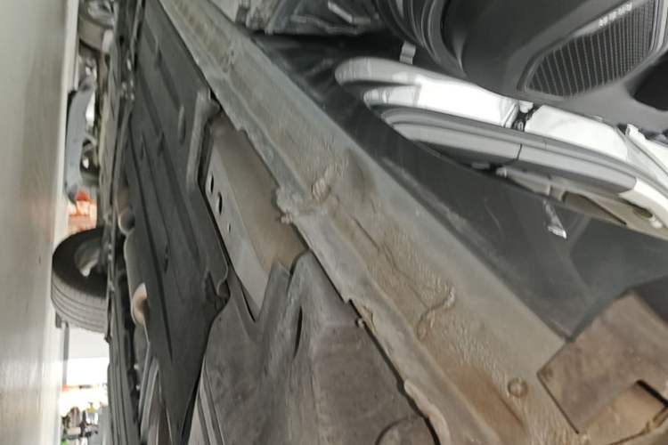 Used Lynk & Co 01 2021 2.0TD Two-Wheel-Drive Pro Trim Left Side Sill