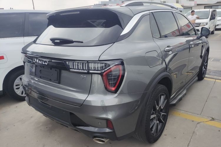 Used Lynk & Co 01 2021 2.0TD Two-Wheel-Drive Pro Trim Rear Right 45 Deg