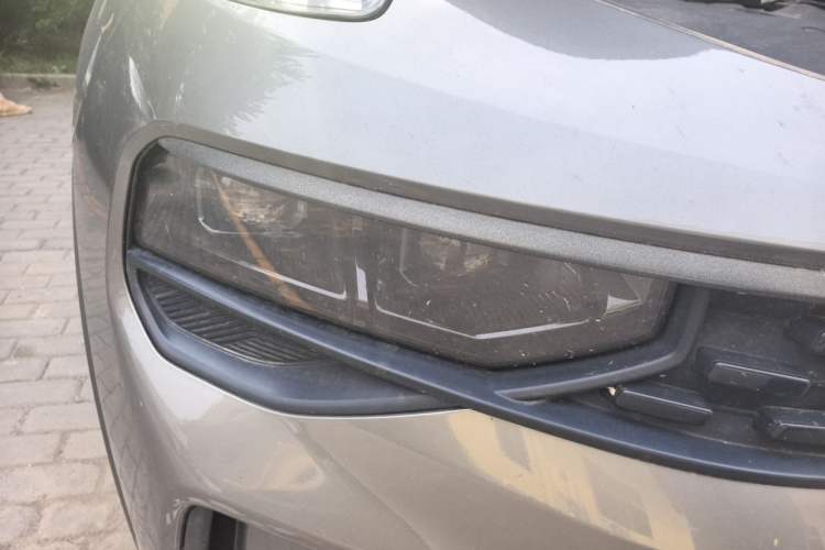 Used Lynk & Co 01 2021 2.0TD Four-Wheel Drive Hype-Halo Right Front Headlight