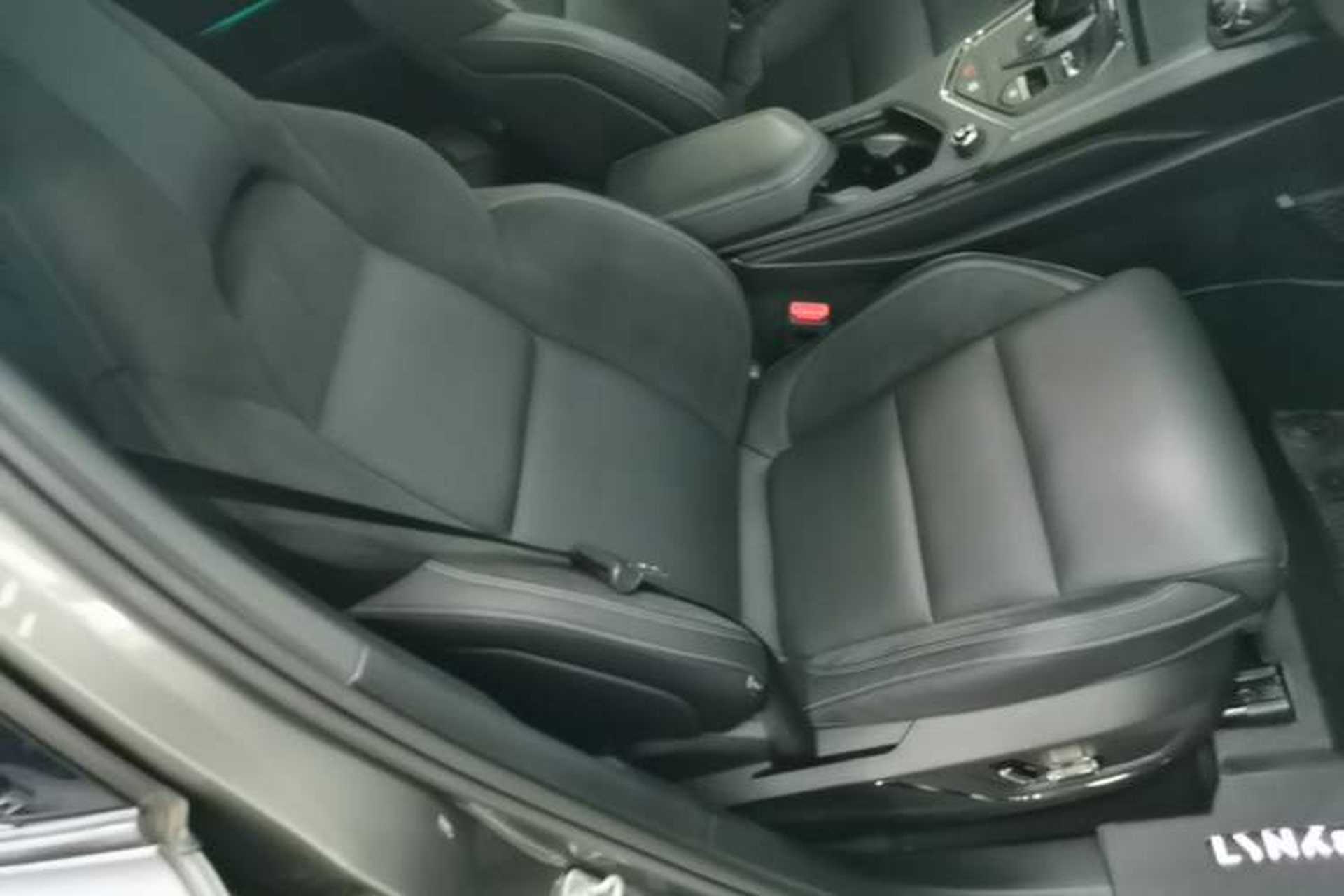 Used Lynk & Co 01 2021 2.0TD Four-Wheel Drive Hype-Halo Right Front Seat