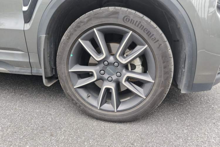 Used Lynk & Co 01 2021 2.0TD Two-Wheel-Drive Pro Trim Right Front Wheel Hub