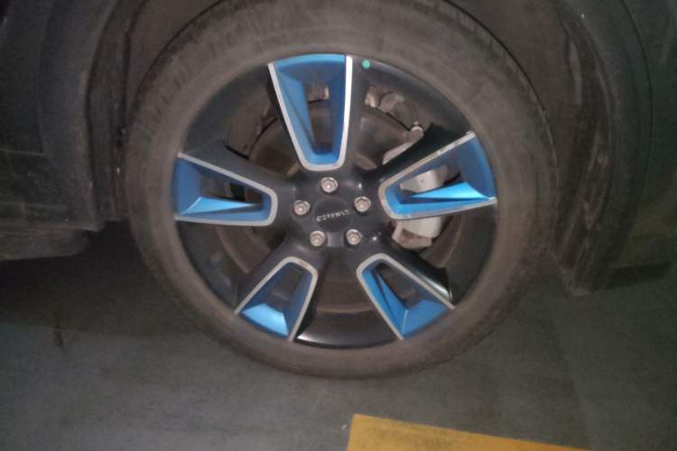 Used Lynk & Co 01 2021 2.0TD Two-Wheel Drive Zhaopu Pro Right Front Wheel Hub