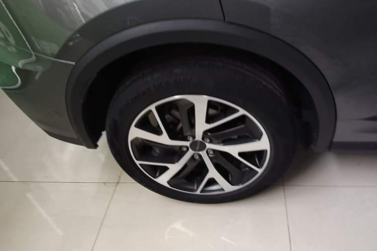 Used Lynk & Co 01 2021 2.0TD Four-Wheel Drive Hype-Halo Right Rear Wheel Hub