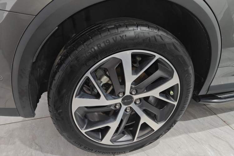 Used Lynk & Co 01 2021 2.0TD Four-Wheel Drive Hype-Halo Right Rear Wheel Hub