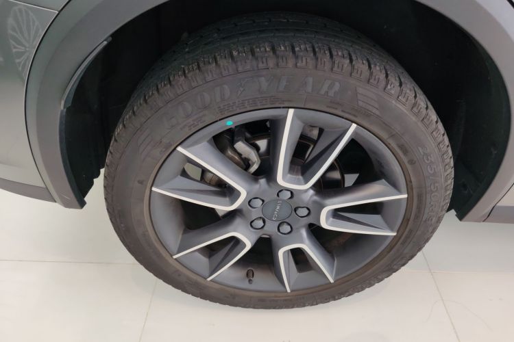 Used Lynk & Co 01 2021 2.0TD Two-Wheel-Drive Pro Trim Right Rear Wheel Hub