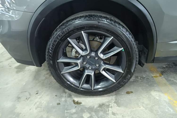 Used Lynk & Co 01 2021 2.0TD Two-Wheel-Drive Pro Trim Right Rear Wheel Hub