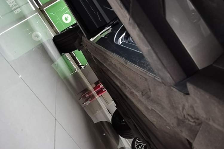 Used Lynk & Co 01 2021 2.0TD Four-Wheel Drive Hype-Halo Right Side Sill
